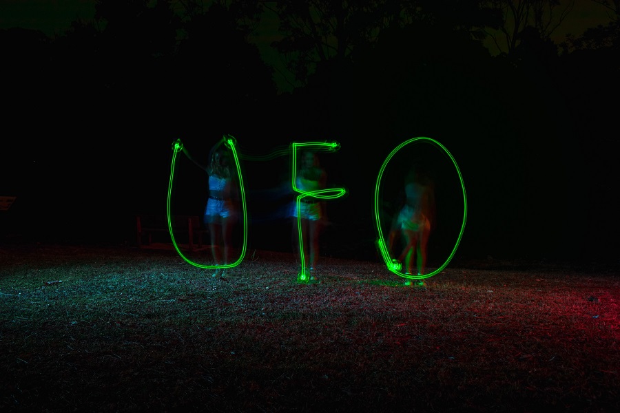 Waboba Wingman UFO Pineapple - Ιπτάμενος δίσκος με LED - Νυχτερινό Παιχνίδι