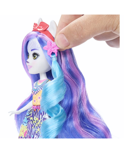 Κούκλα Mattel Enchantimals με εξτρά γαλάζιο εξτένσιον μαλλιών.